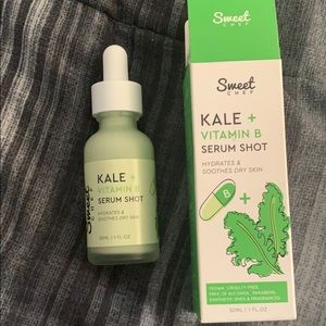 Kale+Vitamin B serum shot